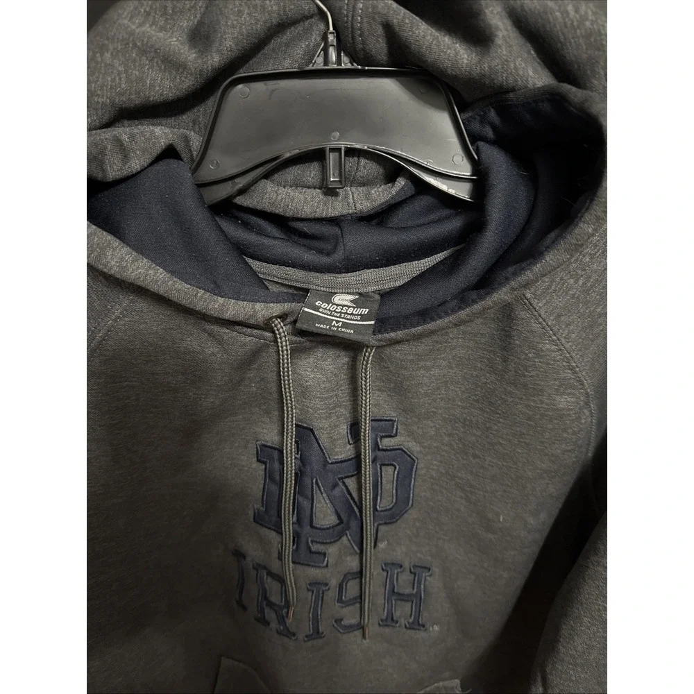 Notre Dame Fighting Irish Logo Hooded Pullover‎ Colosseum Sweatshirt  Size M